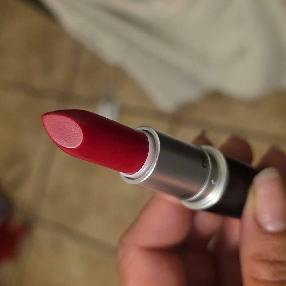 MAC Cosmetics Lipstick Bundle - Picture 4 of 4